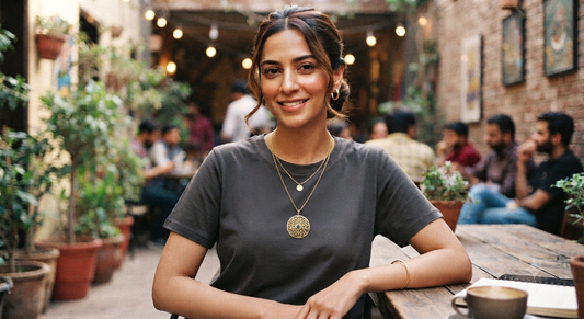 Statement Necklaces Are Back: How Millennials Are Reviving the 2010s Look