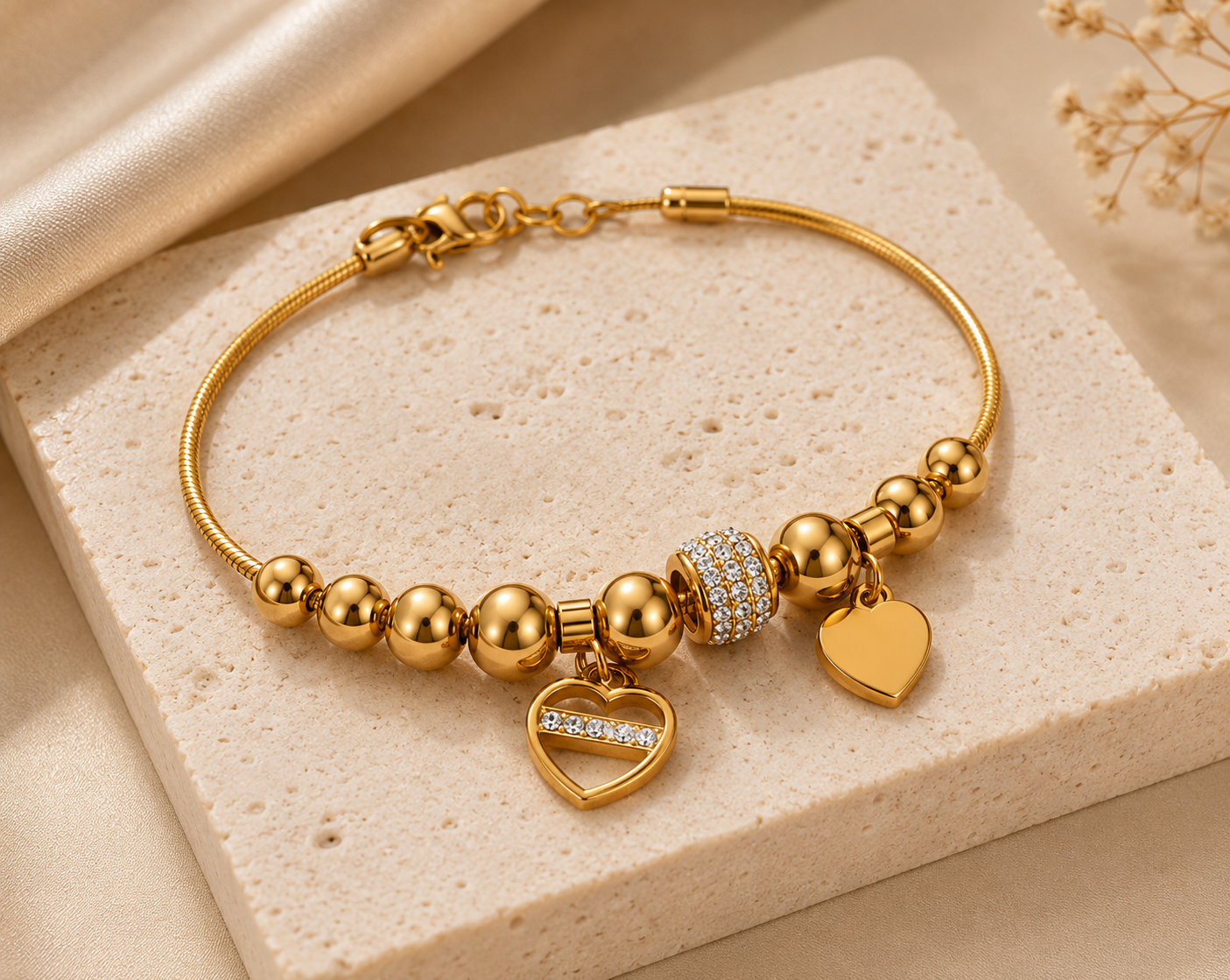 Luxury Heart Charm Bracelet – Elegant Beaded Bracelet for Women