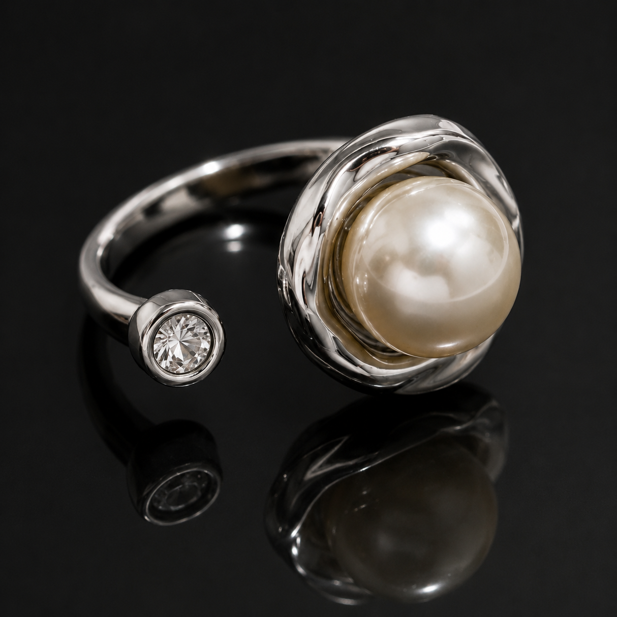 Luxury Pearl Open Ring – Elegant Adjustable Silver Statement Ring for Women